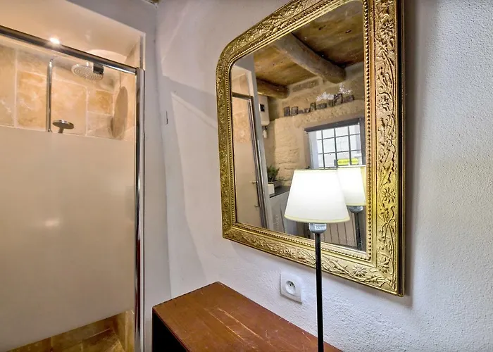 Townhouse With Loggia & Views * Uzès