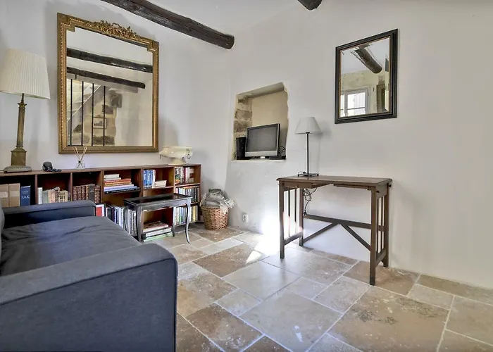 Tatil Evi Townhouse With Loggia & Views Uzès